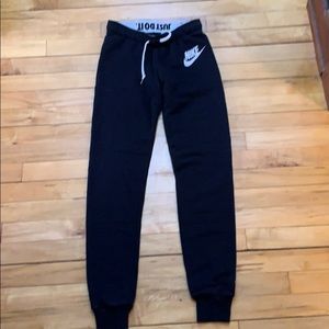 Nike joggers